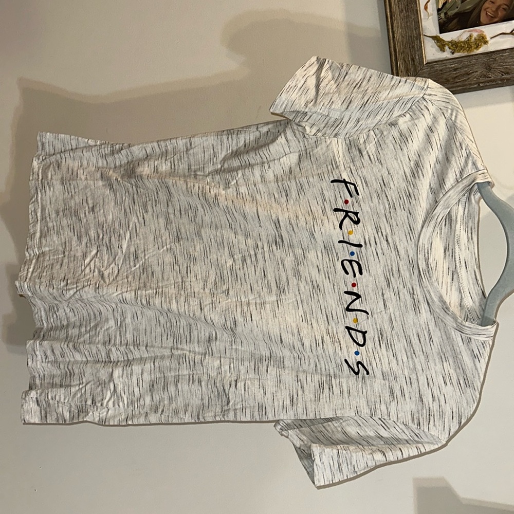 “Friends” t shirt